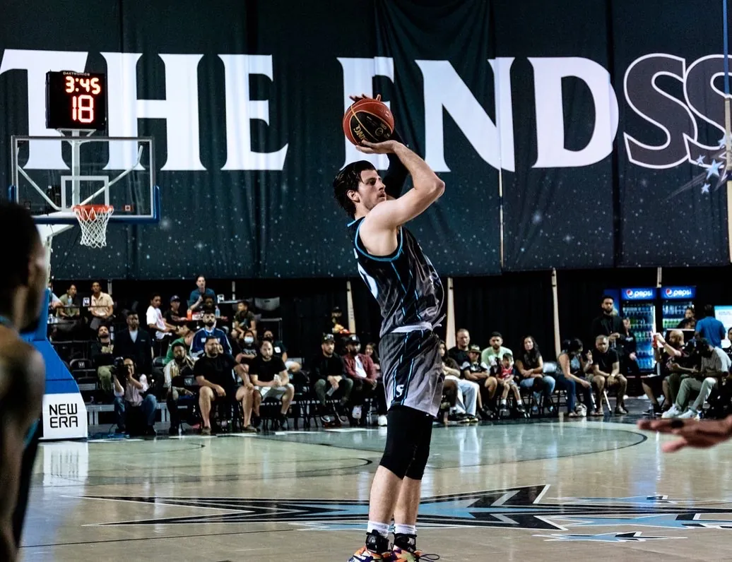 Danilo at the free throw line in a CEBL game